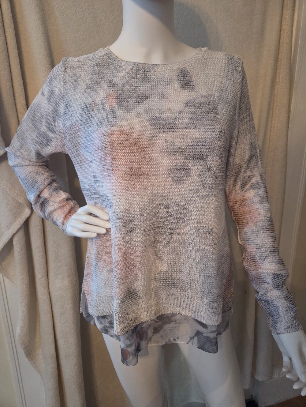 Sioni Light Heather Gray Pre Layered Knit Top